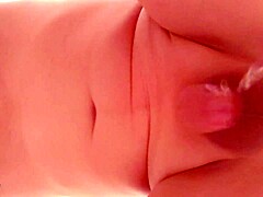 Japanese Gay Pissing Action in Raw Amateur Scene