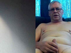 hey, watch lionel gérard jerk off for me now!