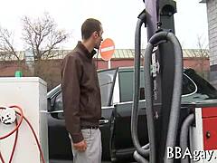 Just some casual homosexual twink action going down