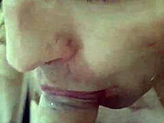 Hey, wanna see this hot solo?