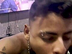 Mamando Meu Amigo Dotado com Tesão