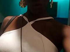 Wow, Aniiforde's Sexy Anal Action!