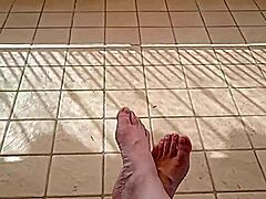 Just 2 Minutes of My Feet Display