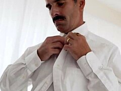 Submisivní kluk oplodněný tlustým master kytem