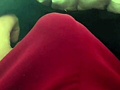 Eu vi Dylan Tarrence punhetando e gozando forte