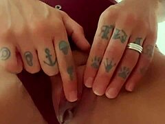 Wow, Tati Zaqui is just too sexy!