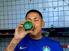 Suruba at the barbecue with friends getting wild