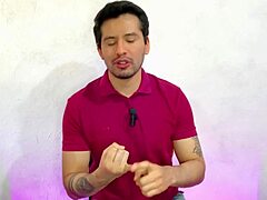 Doktor pregleda obesičnega Venezuelca in mu da oral v bolnišnici