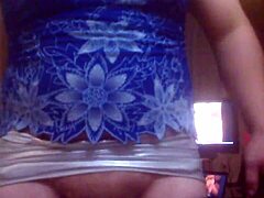 A solo softcore video demonstration