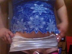 A solo softcore video demonstration