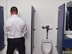 Pinoy straight guy caught in blowjob scandal