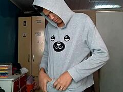 I’m, Uh, Tryin’ to Get Off Solo with Vicinnn Punheta