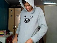 I’m, Uh, Tryin’ to Get Off Solo with Vicinnn Punheta