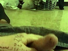 Solo boy explores self in softcore session