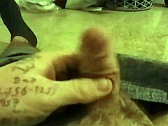 Solo boy explores self in softcore session