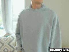 Korkunç Komşular Jock Üçlüsünü Siliyor