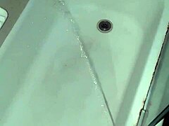 i uh tried pissin in the tub wearin stockings by the pool felt weird