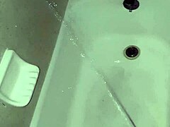 i uh tried pissin in the tub wearin stockings by the pool felt weird