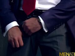 menatplay jean franko breeds suited hunk paco’s ass 😈🍑