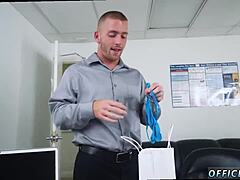 Straight black bosses get happy blowjobs 😈🍆💦