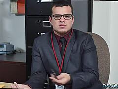 Dominant straight guy into gay sex - does naked yoga turn him on more?!