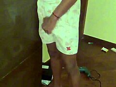 Novinho Twink Recebe Pirocada Do Tecnico De Tv Dotado Sem Camisinha