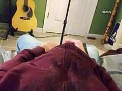 One camera angle of me pissing all over myself then jerking off