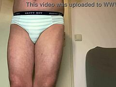 After wearing for hours removing big buttplug to pee
