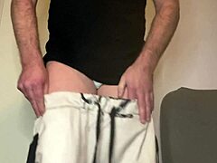 After wearing for hours removing big buttplug to pee