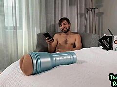 Dildo-fan bund boret af stud til rodet sædafgang! 😈