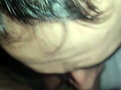 Какъв би бил твоят перфектен пробуждане, да чукаш устата на Диего докато е в пижама на леглото?