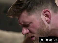 Hej Cyrus Stark, pripravený na hlboký facial po rimmingu?