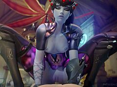 谁在POV中弯腰接受无套肛交？