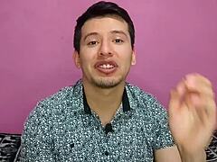 Mi vecino casado tomó mi verga de 23cm 😈