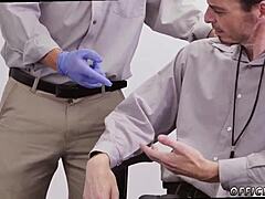 Casual-narrativ thai bokser gay porn i klasseværelse chikane scene