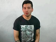 Чувак, этого 40-летнего просверлил 21-сантиметровый твинк на вечеринке!