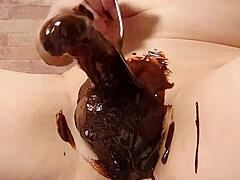 日本Gay烹饪巧克力香蕉玩法