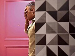 จับได้แฟนฉันกับหนุ่มดำตัวนั้นกำลังทำกัน!