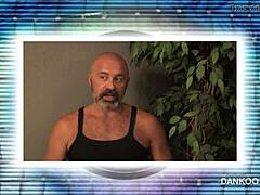 Hey, Tengok Resort Gay Episod 1 - Lelaki Nakal Dalam Orgi Panas!