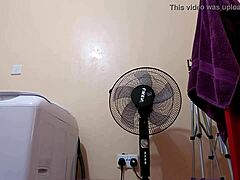 Náhodně se stávám gayem v divoké amatérské akci!