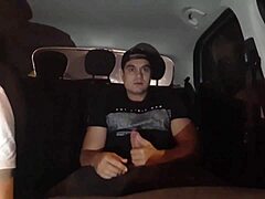 Yuri Gaúcho รวมคลิป: เย็ดก้นเกย์หนักและพุ่งน้ำเงี่ยน