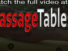 Ce mec gay chevauche une bite bareback après une session de massage torride