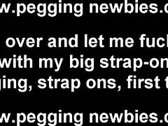 तुम्हें बड़ा स्ट्रैपऑन घुसाते देखना शुद्ध रोमांच है