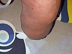 म्यांमार गे कॉकलवरएमएलएम बिग एशियन लंड पर होममेड सेलाइन इंजेक्शन के साथ वाइल्ड जाता है।