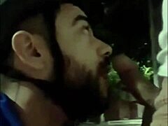 Chceš vidět syrové cruising a veřejné kokoty v akci?