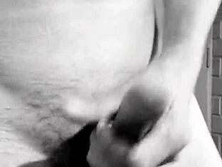 Chilean gay man enjoys bareback porn
