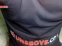 मोटल के बैकस्टेज में इंटेंस सेक्स मॉन्स्टर लंड बैंगिंग के साथ - रेड एंड शीयर पर पूरा देखें