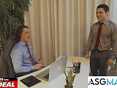 Yo, Lelaki Panas Curi Hookup Tanpa Kondom Dalam Parodi Pejabat! 😂