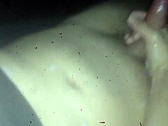 Vidéo fetish pieds gay avec éjac faciale