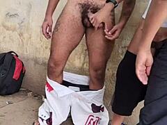 दोस्त को बाइक पाथ पर राइड ऑफर, सेक्स के लिए तैयार!